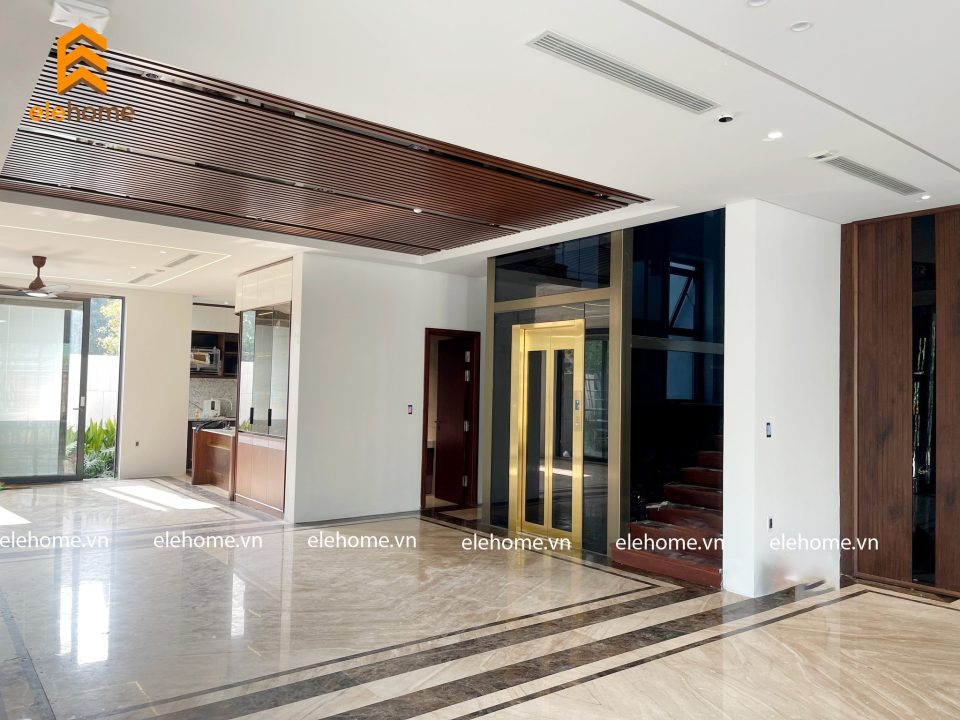 Thang máy kính: Lý do lựa chọn cho biệt thự hiện đại thang may kinh khung nhom 2