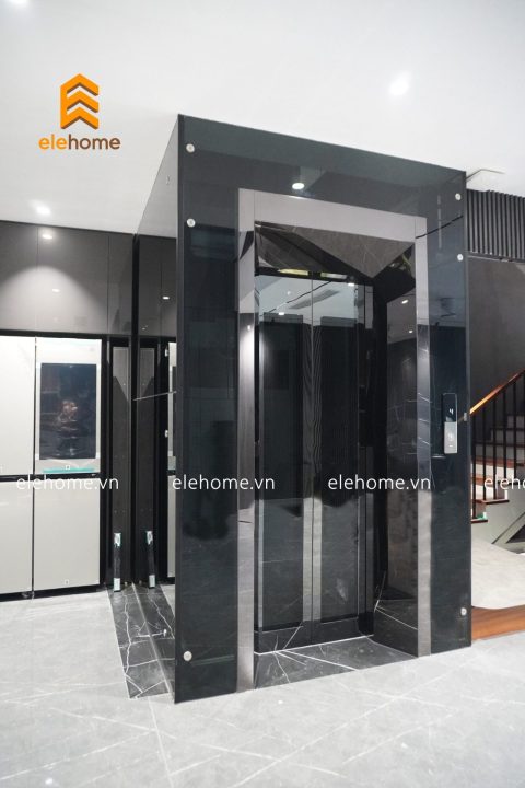 thang may kinh guong den 25