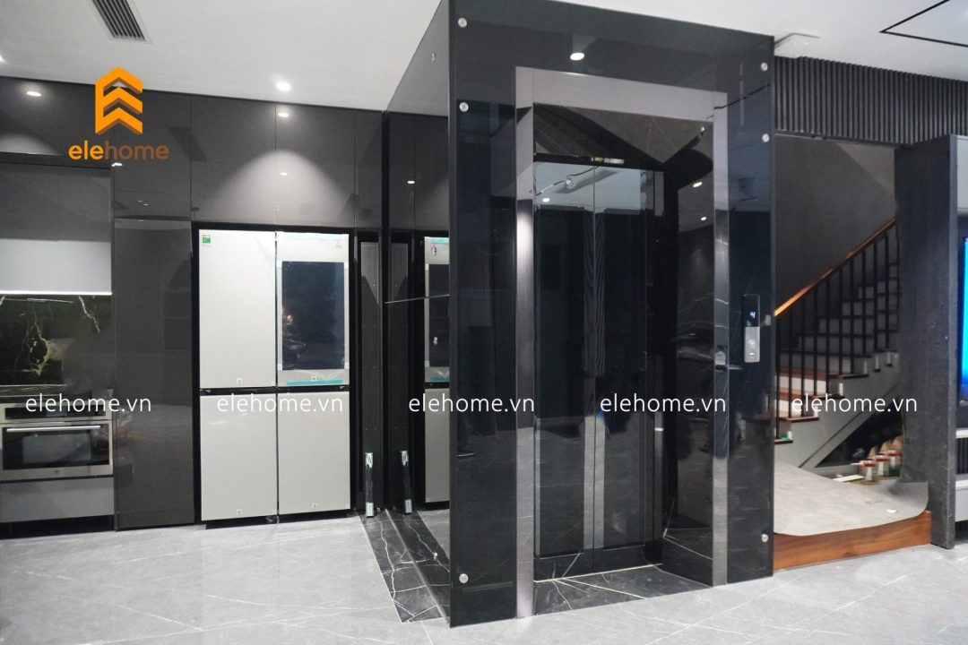 thang may kinh guong den 26